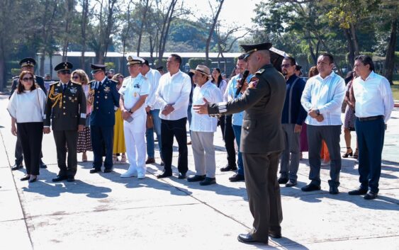Guillermo Reyes Espronceda participa en el reconocimiento del Día del Ejército Mexicano