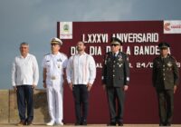 Conmemora Coatzacoalcos el Día de la Bandera con llamado a la unidad y fortalecimiento de valores cívicos