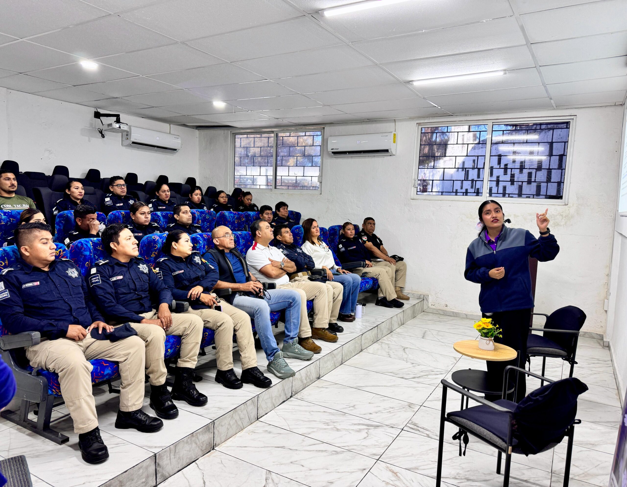 Refuerza Gobierno de Coatzacoalcos capacitación policial para erradicar violencia contra las mujeres