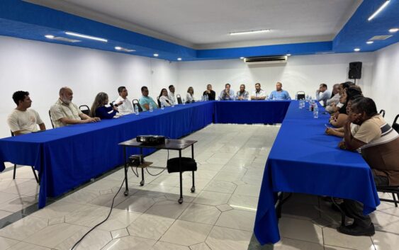 Coordinan esfuerzos comerciantes y Policía Municipal en materia de seguridad