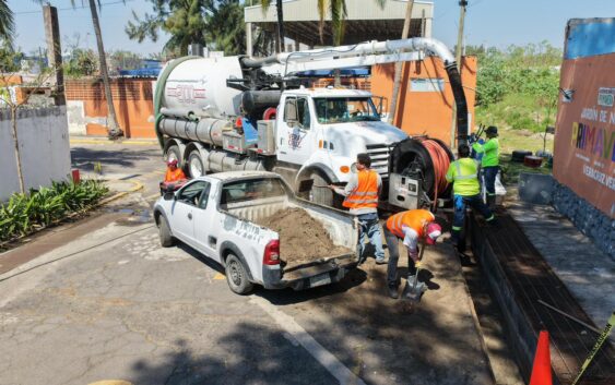Intensifica Ayuntamiento de Veracruz obras de mantenimiento urbano en la ciudad