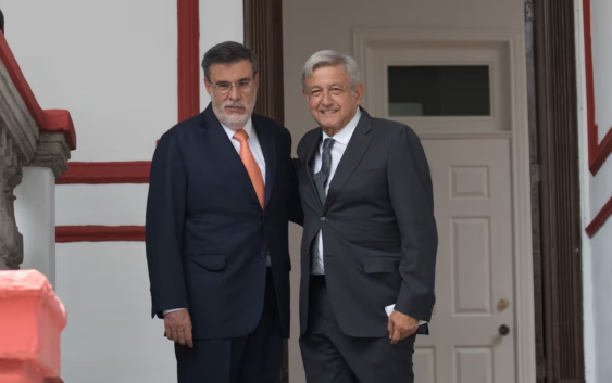 El obradorismo desde dentro, según Julio Scherer Ibarra