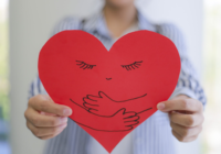 Promueve IMSS Veracruz Sur amor propio y cuidado de la salud en Día del Amor y la Amistad