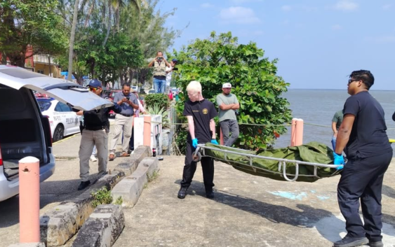 Luego de 72 horas, recuperan cuerpo de una persona que cayera del puente Coatzacoalcos I, en las inmediaciones de los muelles de Pemex..