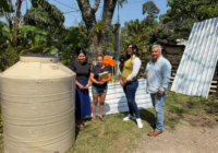 Entrega de apoyos a familias de Fortín