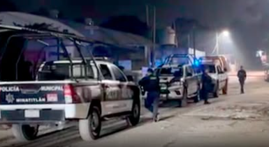 Abren fuego contra una vivienda y dejan una cartulina, en Minatitlán