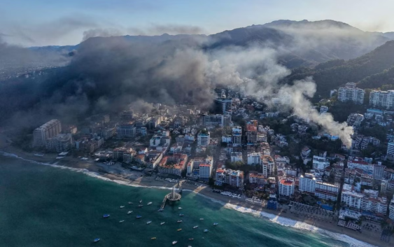 15 estados del país reportan bloqueos y violencia tras muerte del ‘Mencho’