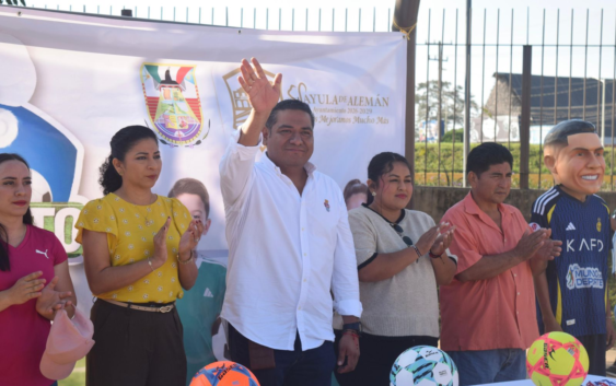 Bimbo y el gobierno de Sayula de Alemán inauguraron el “Torneo infantil futbolito”