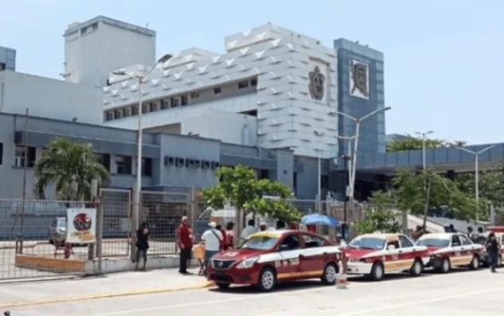 Denuncian irregularidades de la administradora Regina Córdoba: Trabajadores del Hospital