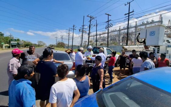 CONJURADO EL BLOQUEO CARRETERO PASO DEL TORO-ALVARADO EN PROTESTA POR APAGÓN EN LOS ROBLES