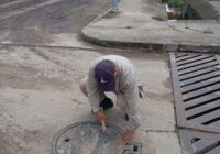 Rehabilitación de brocales y tapas fortalece la seguridad urbana en la ciudad Rehabilitación de brocales y tapas fortalece la seguridad urbana en la ciudad