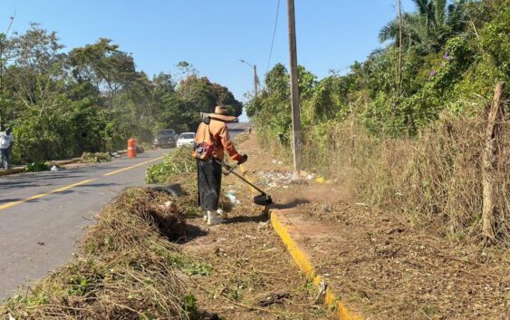 Gobierno de Minatitlán refuerza el cuidado de espacios públicos