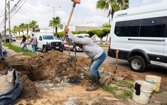 Gobierno Municipal rehabilita red de drenaje en diversos puntos