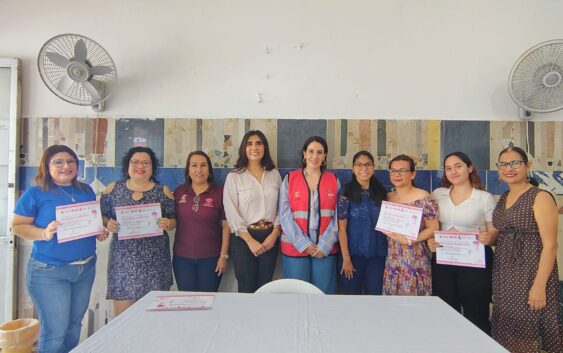Sonia Marie impulsa la inclusión: concluye en DIF Coatzacoalcos Taller de Lengua de Señas Mexicana (LSM)