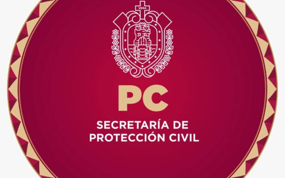 Gobierno del Estado atiende accidente vehicular en la autopista Isla–Acayucan