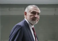 La Barredora: Adán Augusto López huye al ser cuestionado sobre el socio del “Comandante H”
