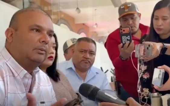 Alcalde de Veracruz señalado por Nahle por presuntos vínculos criminales deja MC y se suma a Morena