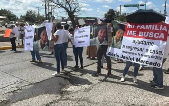 Bloquean carretera en Veracruz por dos desapariciones en el marco de la Cumbre Tajín