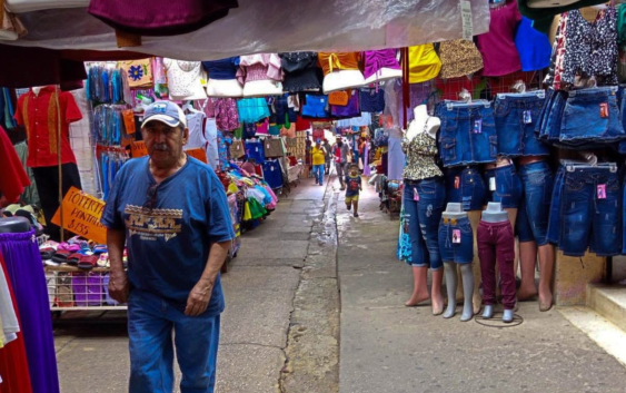 Gobierno Municipal impulsa reordenamiento del comercio informal