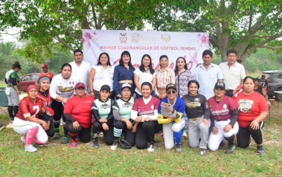 En Sayula de Alemán encuentro de softbol femenil conmemorando el Día Internacional de la Mujer