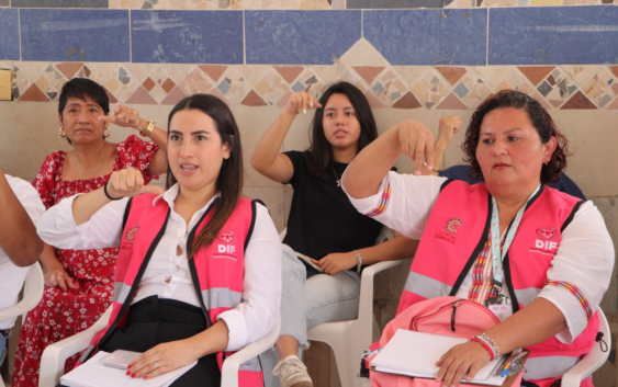 DIF Coatzacoalcos capacita a su personal en Lengua de Señas Mexicana para una atención más inclusiva