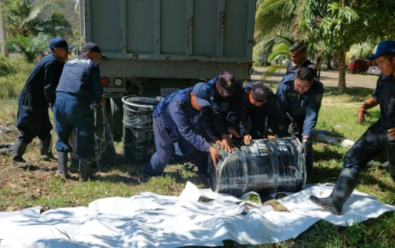 Más de 2 mil elementos atienden la presencia de hidrocarburos en costas de Veracruz y Tabasco