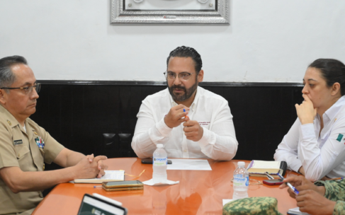 Coordina Pedro Miguel Rosaldo acciones con Federación y Estado ante presencia de hidrocarburo en el litoral