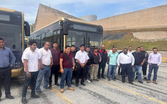 Conductores de Quetzalli claman ayuda de la gobernadora, los están haciendo trabajar más de 20 horas