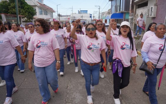 Cosoleacaque conmemora con éxito el Día Internacional de la Mujer