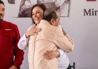 Rocío Nahle entrega tarjetas de BIENPESCA a la zona sur Rocío Nahle entrega tarjetas de BIENPESCA a la zona sur