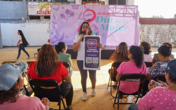 Extraordinaria respuesta de los habitantes de la colonia Ordaz y susalrededores, en la Expo Mujer Cosoleacaque 2026
