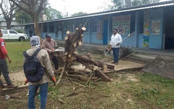 Gobierno de Minatitlán trabaja por la prevención y cuidado del sector escolar