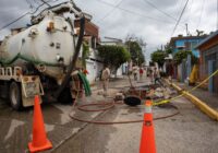 Gobierno Municipal continúa mantenimiento en la red de drenaje sanitario