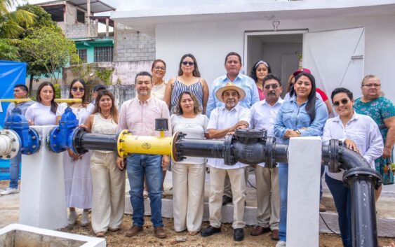Guillermo Reyes Espronceda reinaugura el Pozo de Agua No. 12 en Villas del Sol