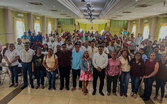 Gobierno de Minatitlán se reúne con telesecundarias y telebachilleratos urbanos y rurales