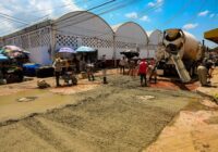 Gobierno de Minatitlán repara red de drenaje sanitario en la colonia Playón Sur