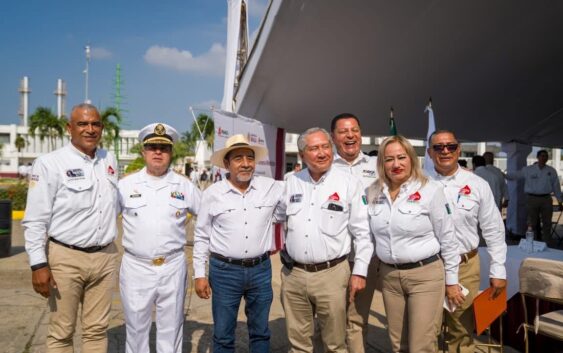 Minatitlán conmemoran 120 años de la Refinería