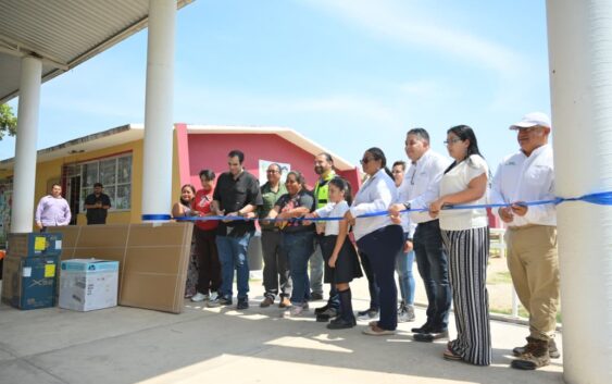 Destaca Pedro Miguel Rosaldo coordinación con Federación, sector energético y comunidad en obras educativas