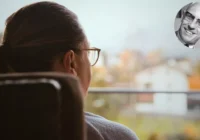 Foucault, filósofo francés: “El poder no se adquiere, ni se comparte, sino que se ejerce”