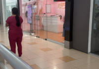 Violento asalto en Pratt’s Spa de Plaza Fórum: tres hombres armados encañonan a empleadas