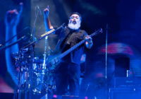Euforia en el Teatro del Pueblo con Molotov: miles cantan, saltan y bailan en la Expo Feria Coatza 2026