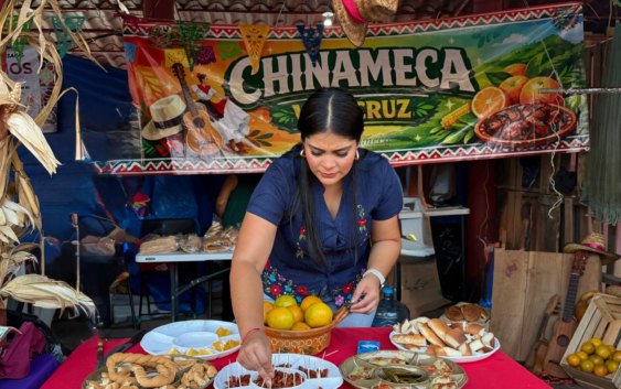 Sabores y tradición reciben a visitantes en el Pabellón Cultural de la Expo Feria Coatza 2026