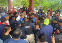 Crisis en ejido Colorado: pobladores bloquean accesos por presunto fraude electoral