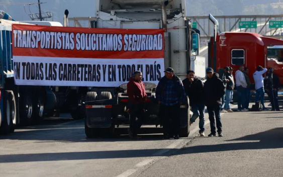 “Paro indefinido”: agricultores y transportistas de México confirman