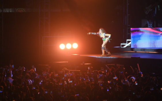 Cierra Gloria Trevi con broche de oro la Expo Feria Coatza 2026 en una noche de éxito total