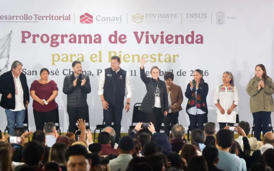 Sheinbaum defiende recicladora en San José Chiapa; “no les vamos a quitar su tierra”