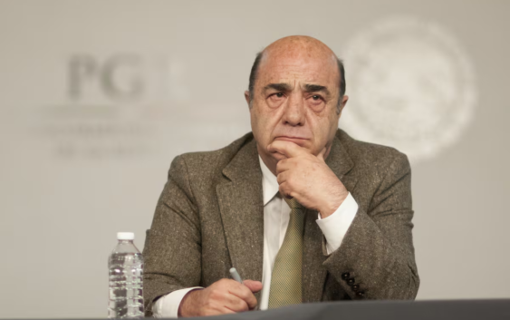 Exprocurador Jesús Murillo Karam se encuentra en cuidados intensivos en Ciudad de México