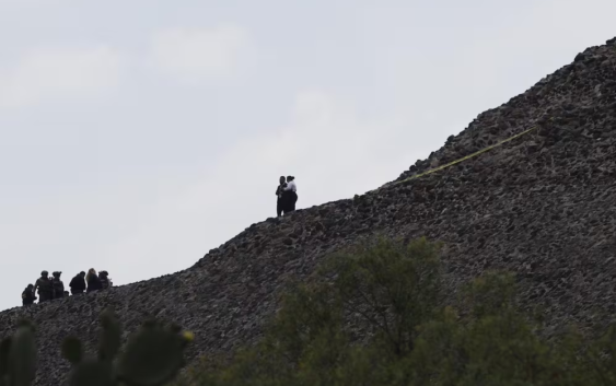 Tiroteo en la Pirámide de la Luna en Teotihuacán.