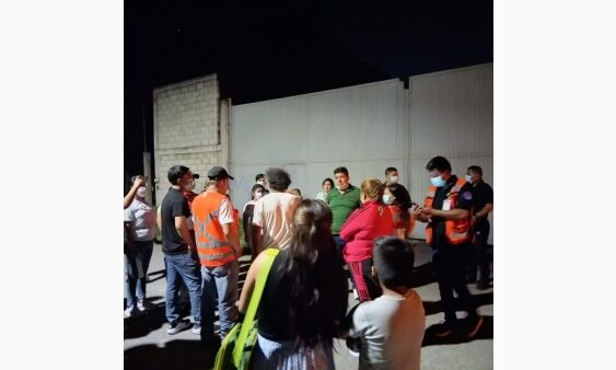 Vecinos de Rafael Delgado protestan por presunta contaminación de aceitera en Huixastla