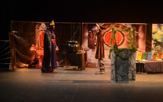 Convoca SEV a estudiantes de bachillerato al Certamen de Teatro 2026